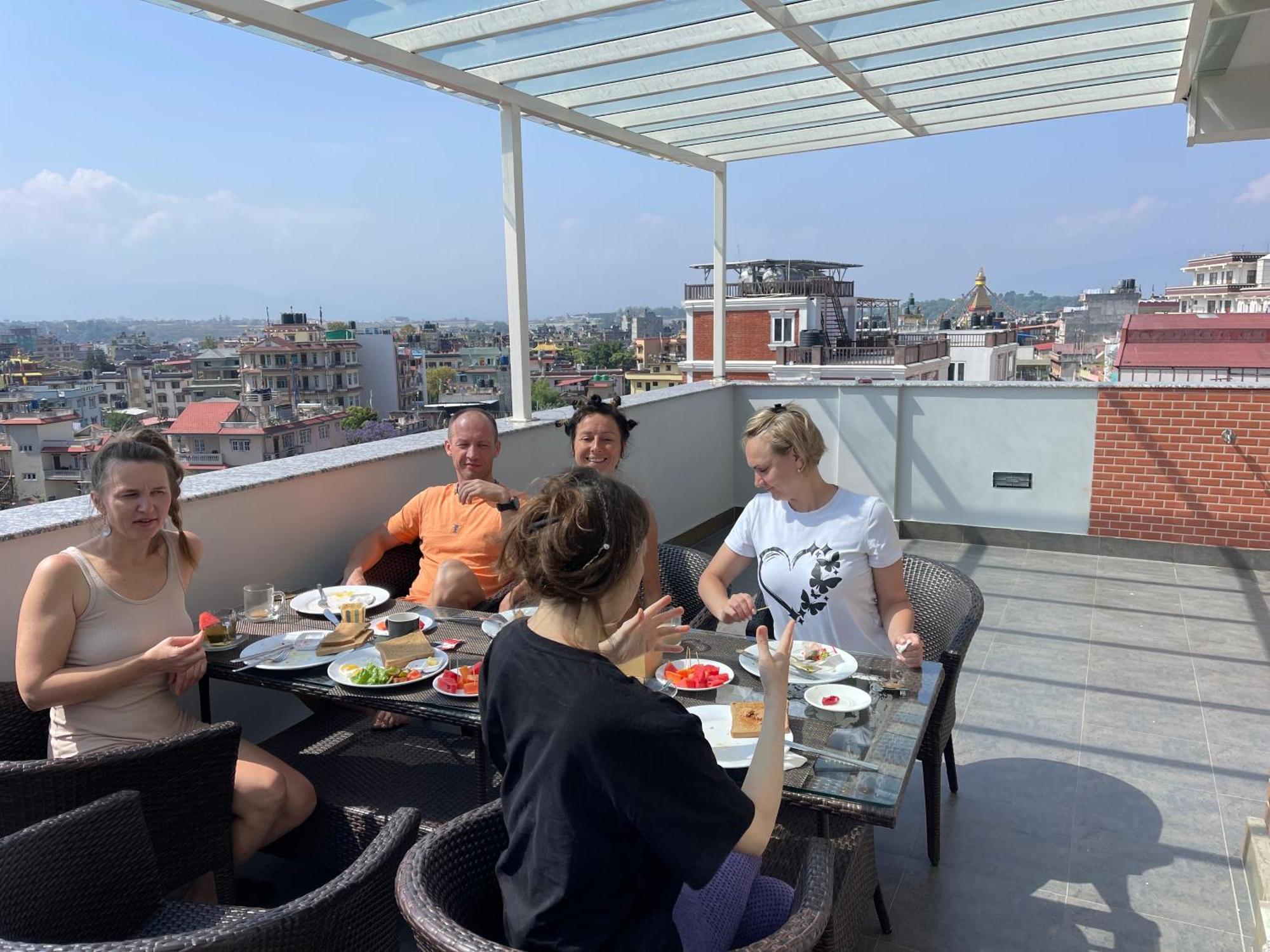 Little Buddha Inn Катманду Екстериор снимка